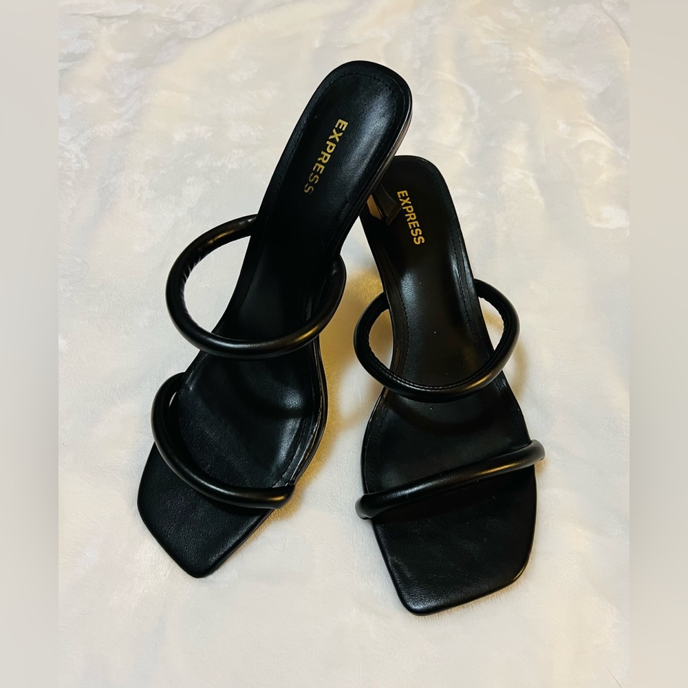 Women’s Express Size 9 Heals